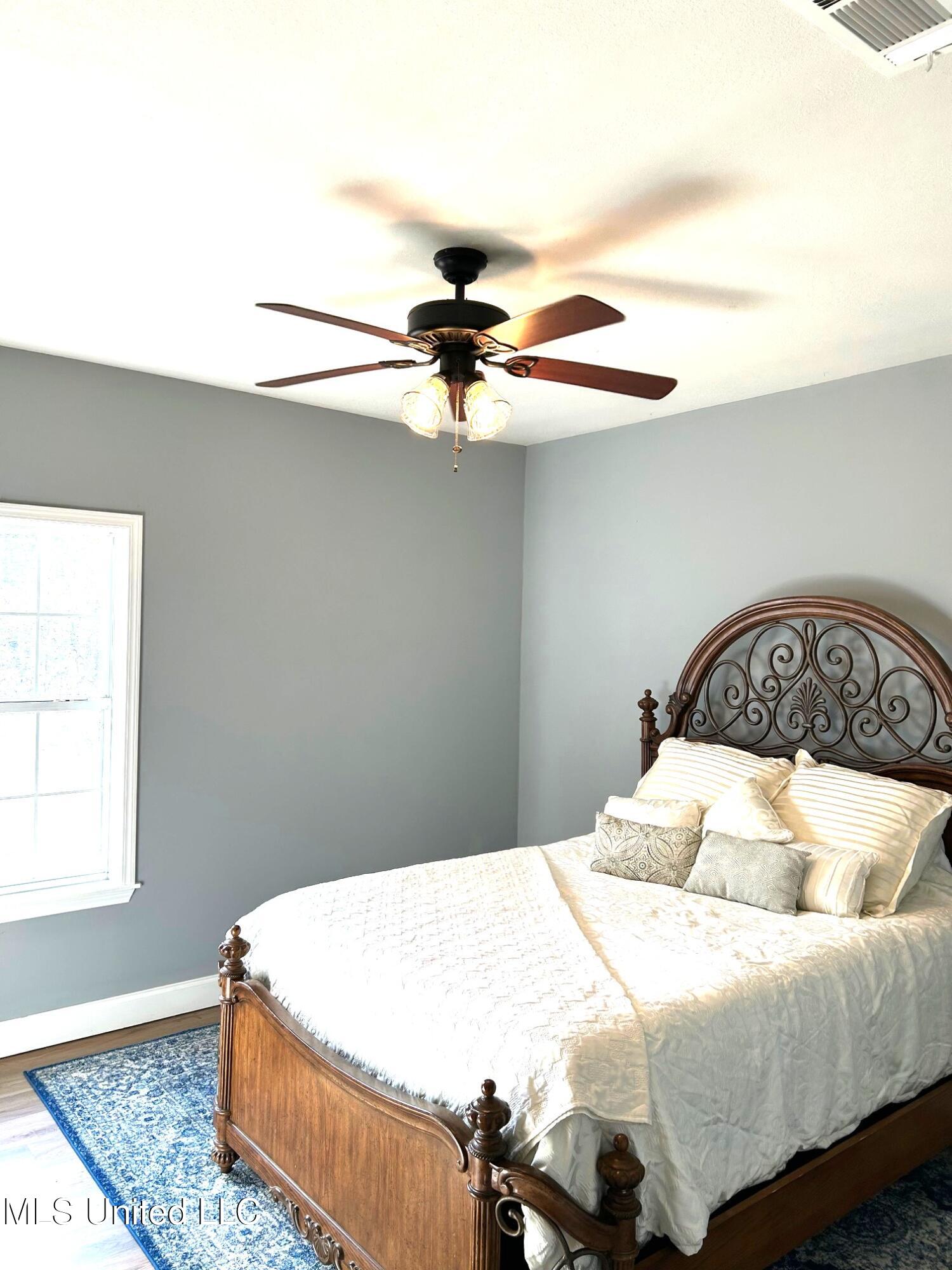 1025 Clover Lane McComb, MS 39648 - Photo 9 of 17 Primary BR