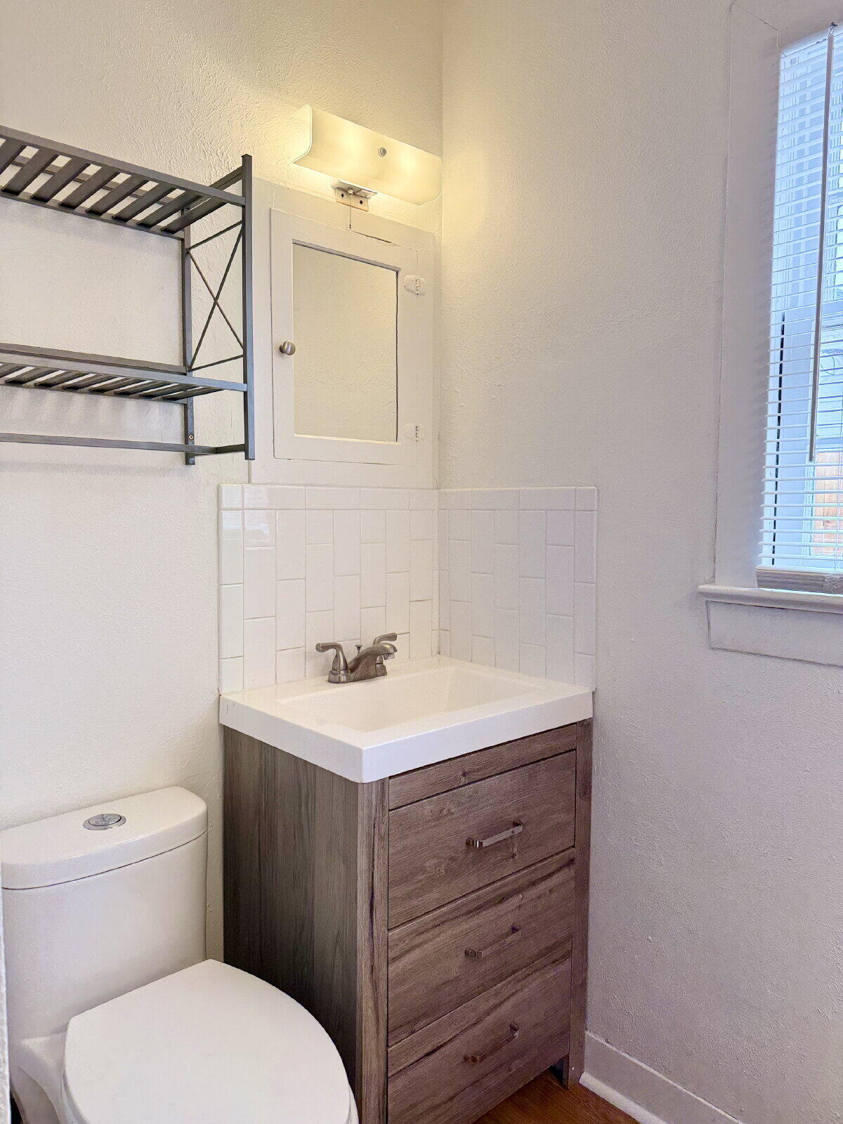 2832 24th Street, Unit FRONT Lubbock, TX 79410 - Photo 10 of 17 11