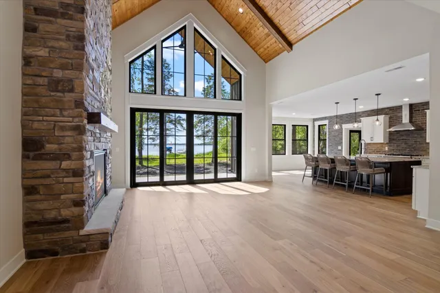 $1,315,000 | 1130 Park Ridge Drive West, Minnetonka, MN 55305