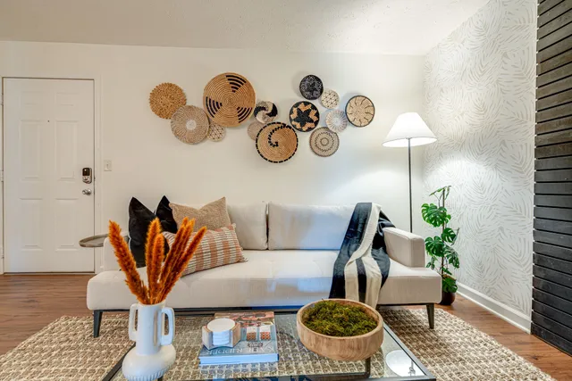 $3,510 | 1808 State Street, Unit 208, Nashville, TN 37203