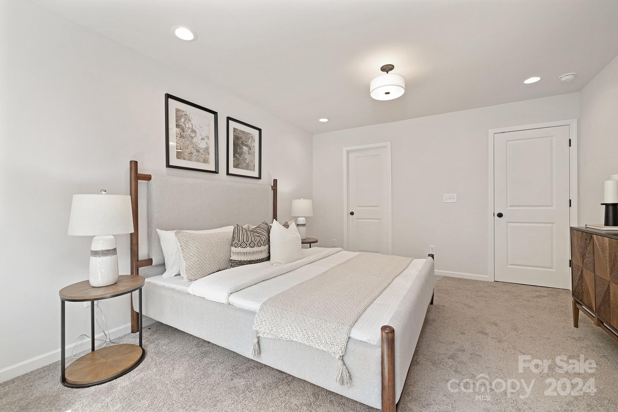 8019 Pleasant Grove Road Charlotte, NC 28216 - Photo 8 of 20 Gallery Image 8