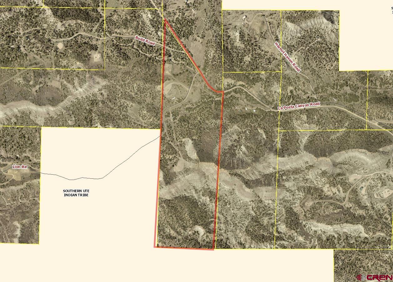 203 Lion Road Durango, CO 81303 - Photo 4 of 22 a picture of a bathroom