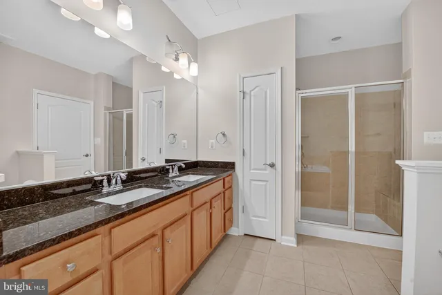 $3,000 | 44063 Vaira Terrace, Chantilly, VA 20152