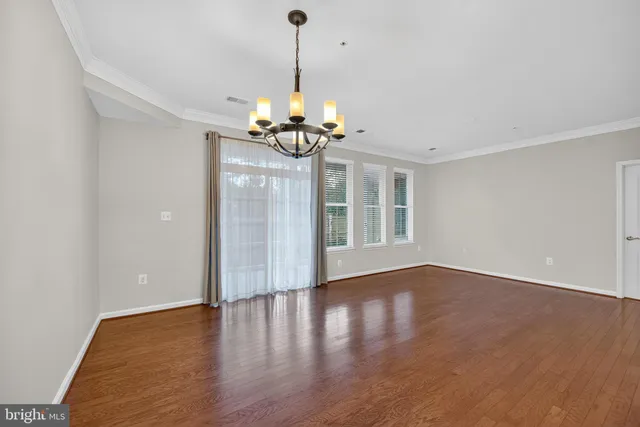 $3,000 | 44063 Vaira Terrace, Chantilly, VA 20152