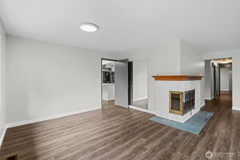 $915,000 | 2157 North 122nd Street, Seattle, WA 98133