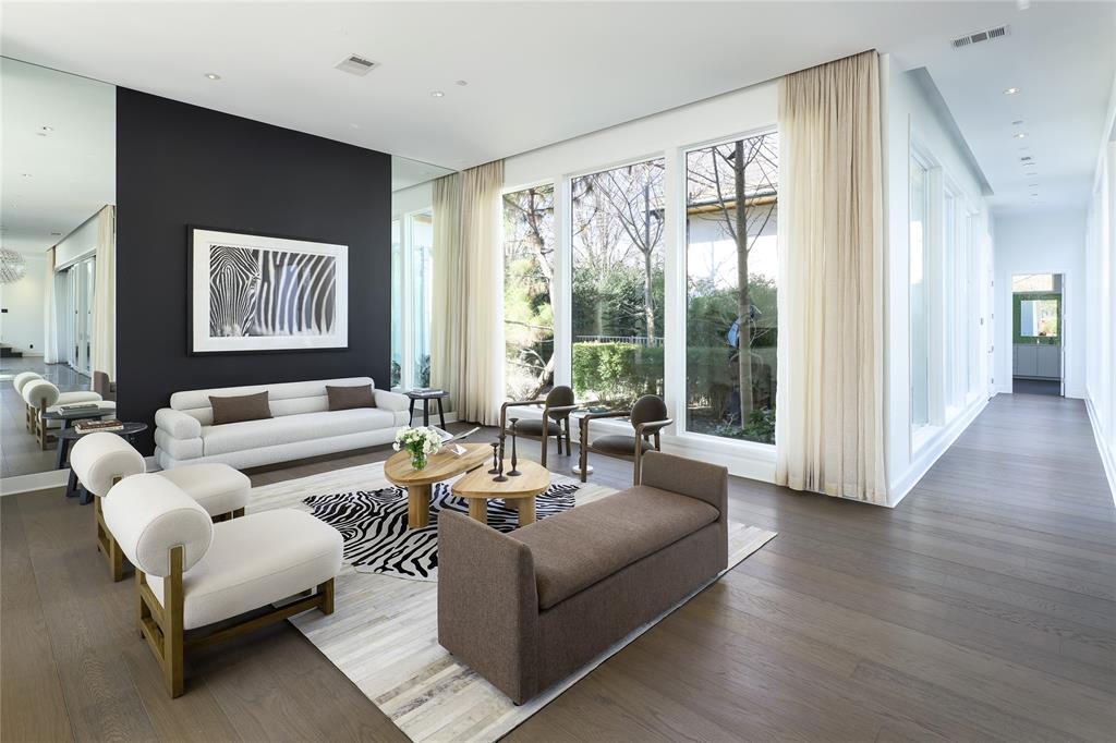 11565 East Ricks Circle Dallas, TX 75230 - Photo 9 of 39 Lounge