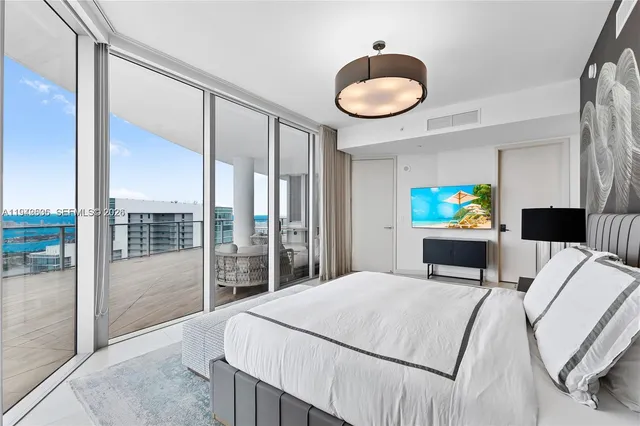 $5,295,000 | 851 Northeast 1st Avenue, Unit 5201, Miami, FL 33132