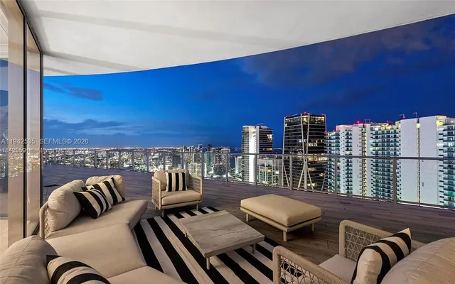 $5,295,000 | 851 Northeast 1st Avenue, Unit 5201, Miami, FL 33132