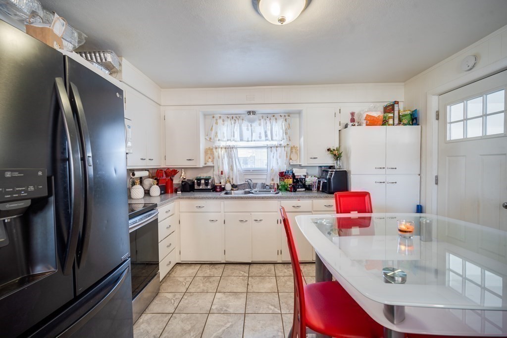 1239 Page Boulevard Springfield, MA 01104 - Photo 8 of 25 Gallery Image 8