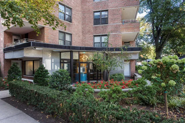 $379,000 | 1818 Newkirk Avenue, Unit 6N | Ditmas Park
