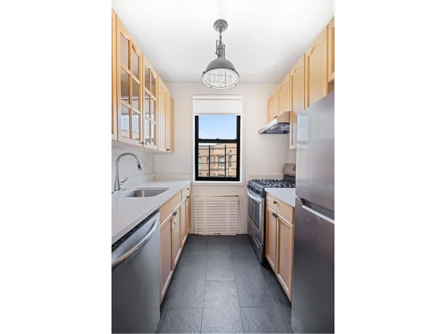 $379,000 | 1818 Newkirk Avenue, Unit 6N | Ditmas Park