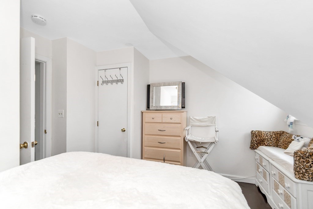 96 Upland Road Winthrop, MA 02152 - Photo 20 of 35 Gallery Image 20