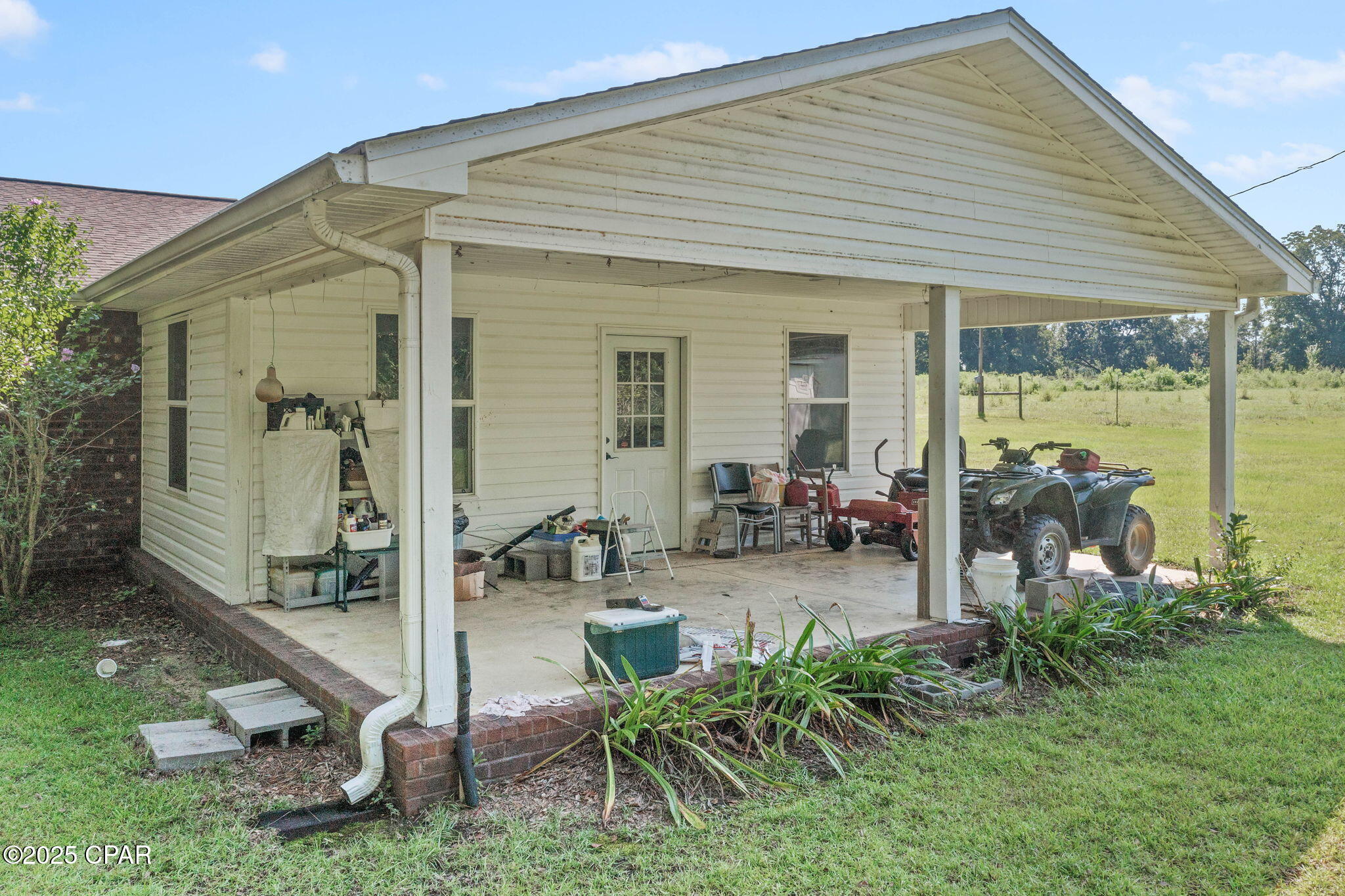 1098 Whitaker Road Graceville, FL 32440 - Photo 22 of 30 Gallery Image 22