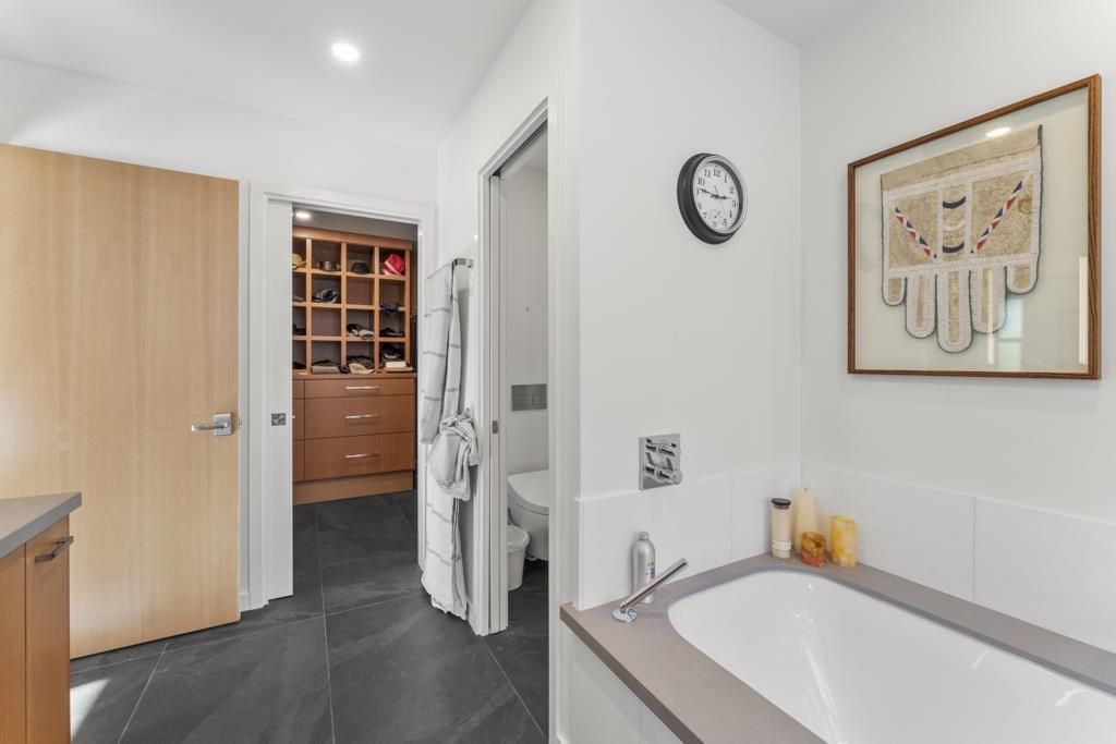 Undisclosed Address Stanford, CA 94305 - Photo 35 of 45 a view of a hallway with cabinet and a window