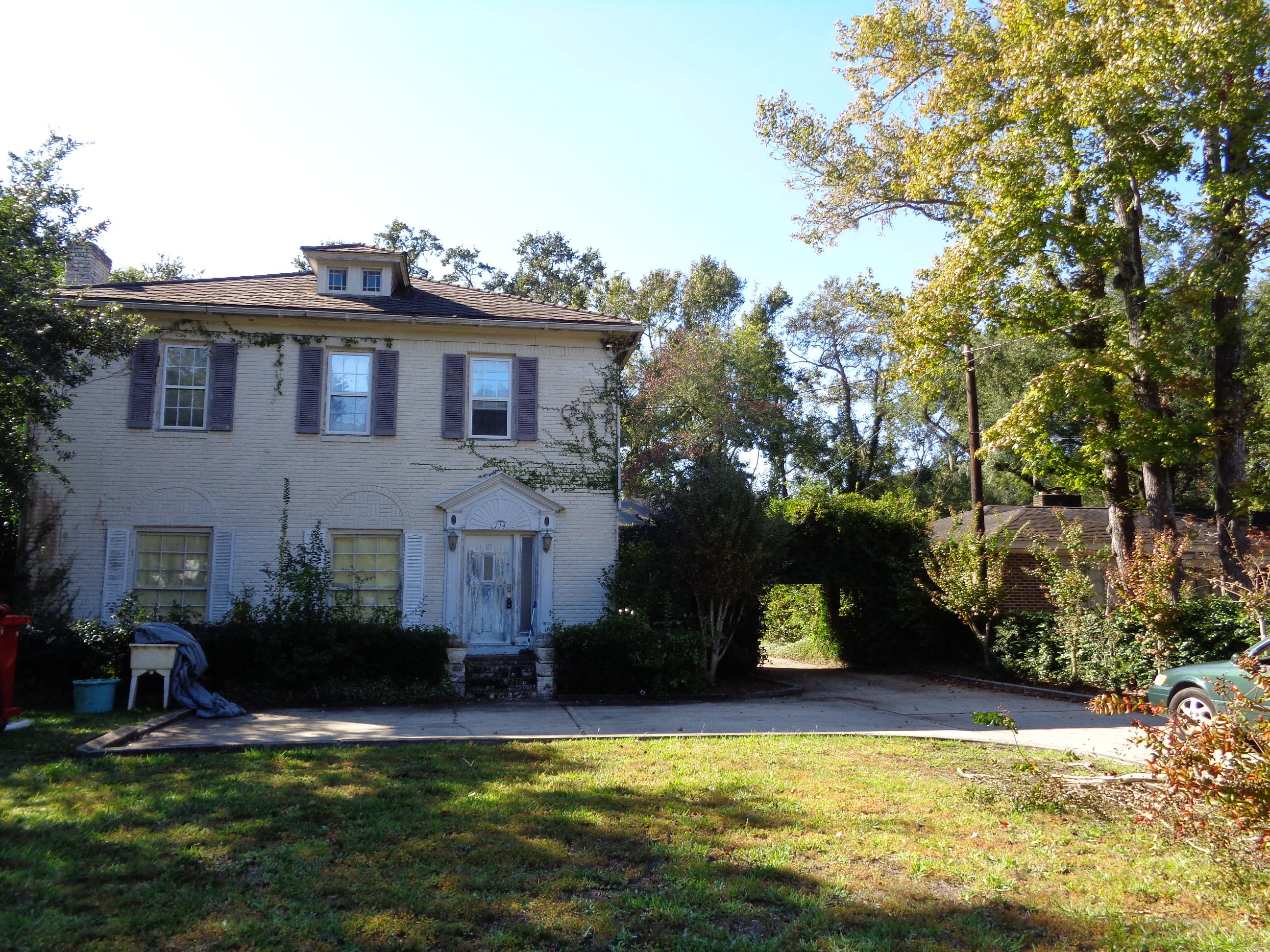 114 Folly Rd Boulevard Charleston, SC 29407 - Photo 1 of 49 060