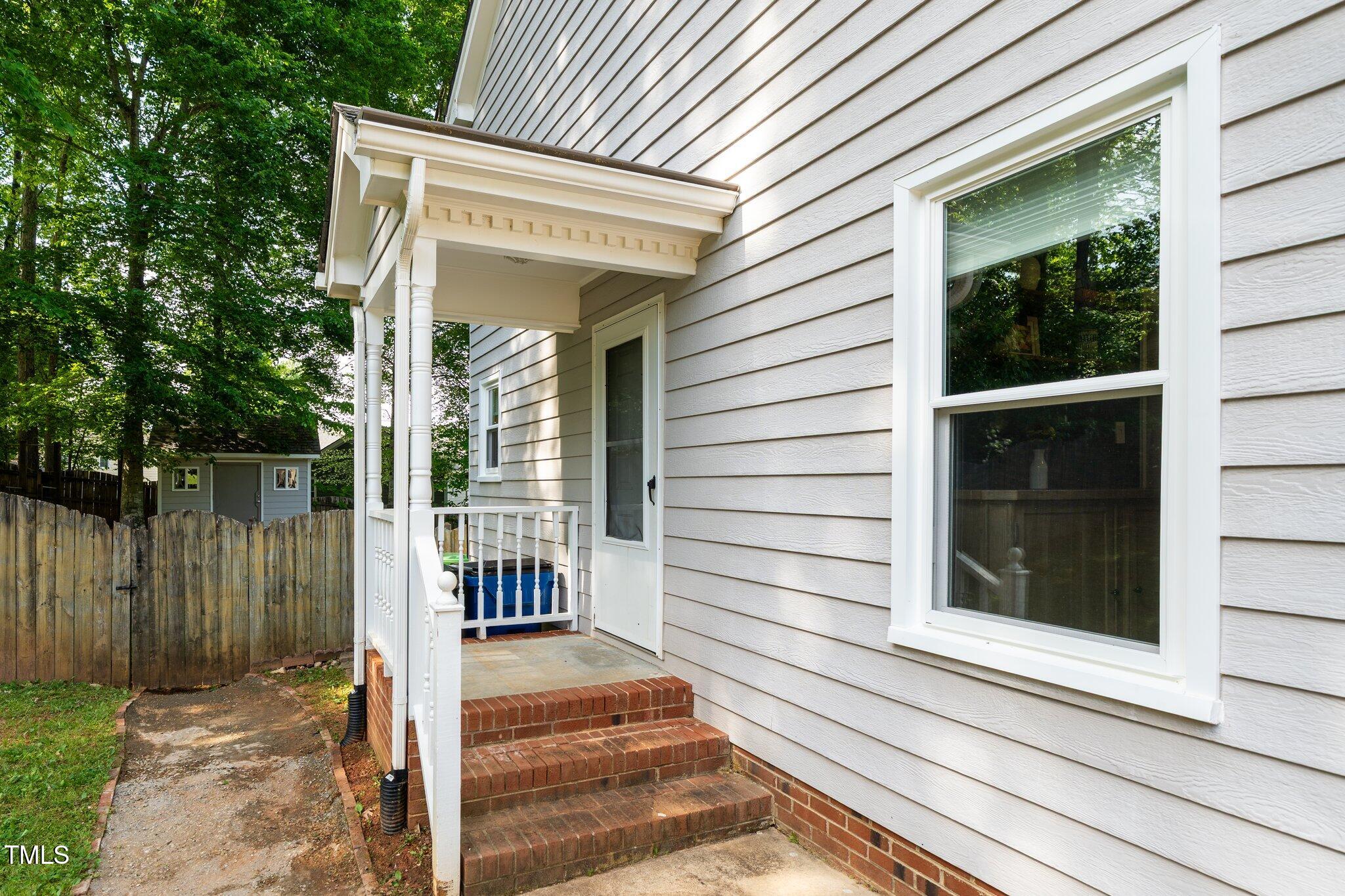 8009 Tobin Place Raleigh, NC 27612 - Photo 23 of 29 Side Entrance