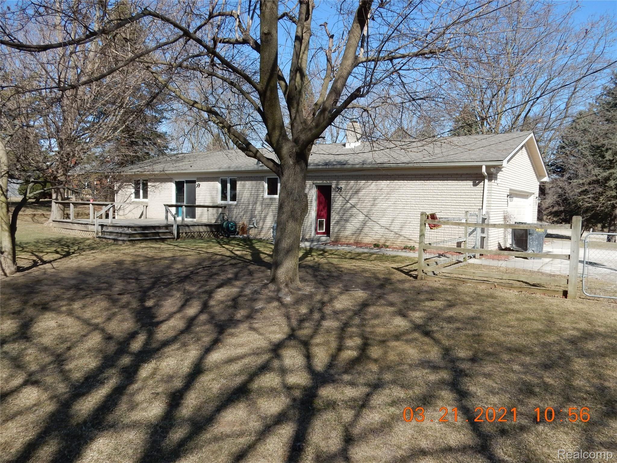 3789 West Schafer Road Pinckney, MI 48169 - Photo 5 of 47 DSCN2976.JPG