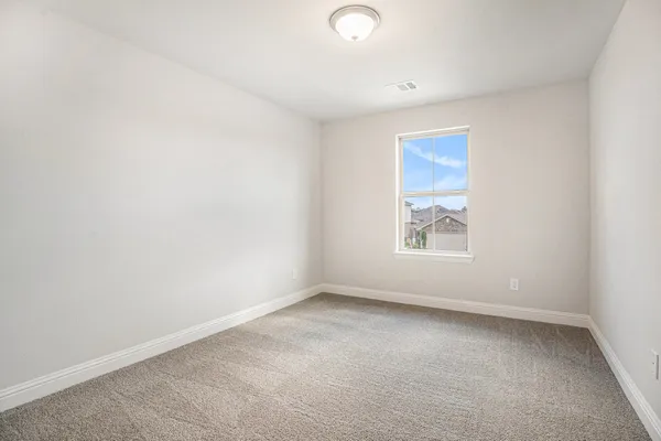 $304,400 | 4334 West Bayou Maison Circle, Dickinson, TX 77539