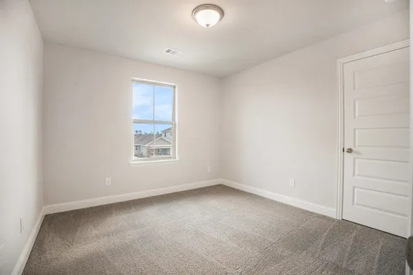 $304,400 | 4334 West Bayou Maison Circle, Dickinson, TX 77539