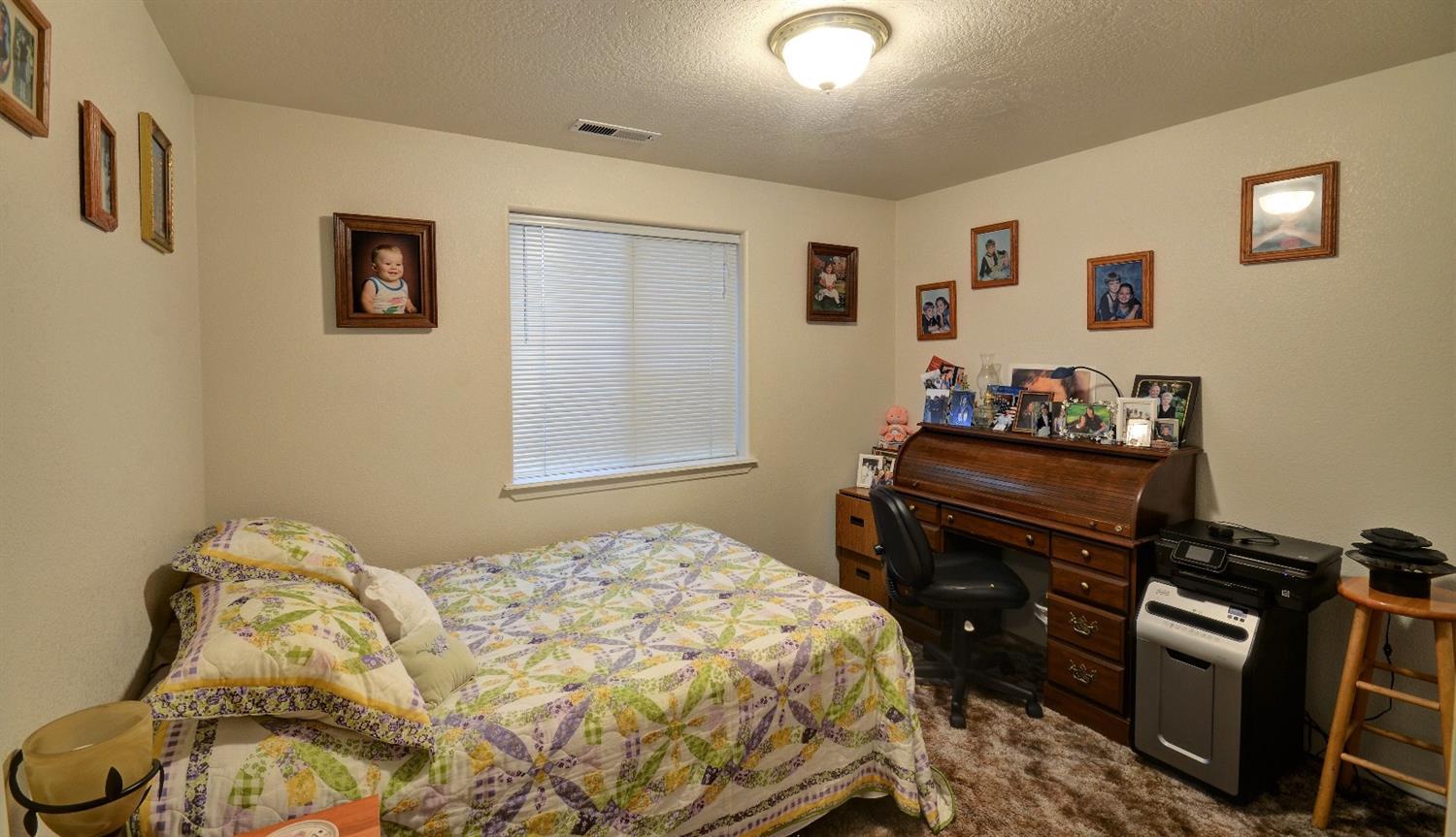 417 Montclair Way Eagle Point, OR 97524 - Photo 12 of 16 Additional Photo