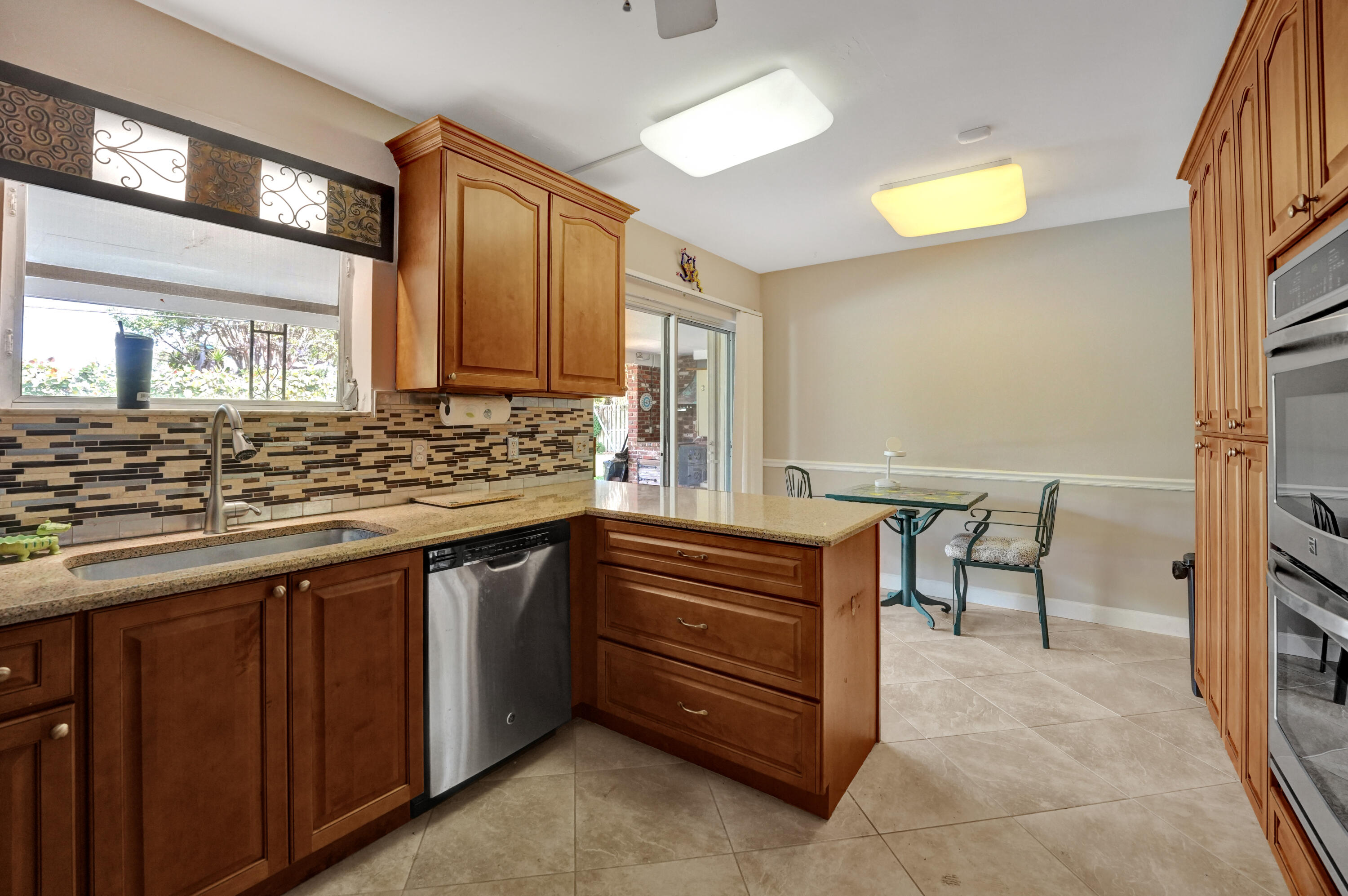 419 Marlin Road North Palm Beach, FL 33408 - Photo 21 of 68 RJP03649