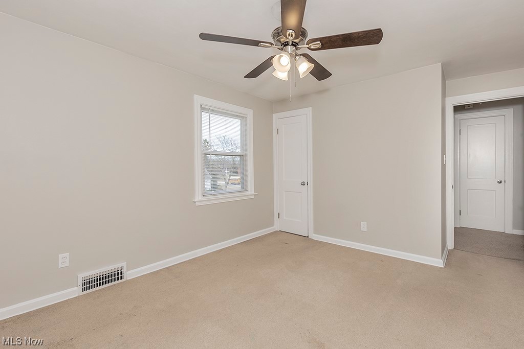1435 Evanston Road Cleveland, OH 44124 - Photo 30 of 44