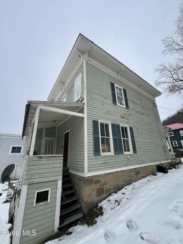 $44,999 | 133 Loomis Street, Little Falls, NY 13365