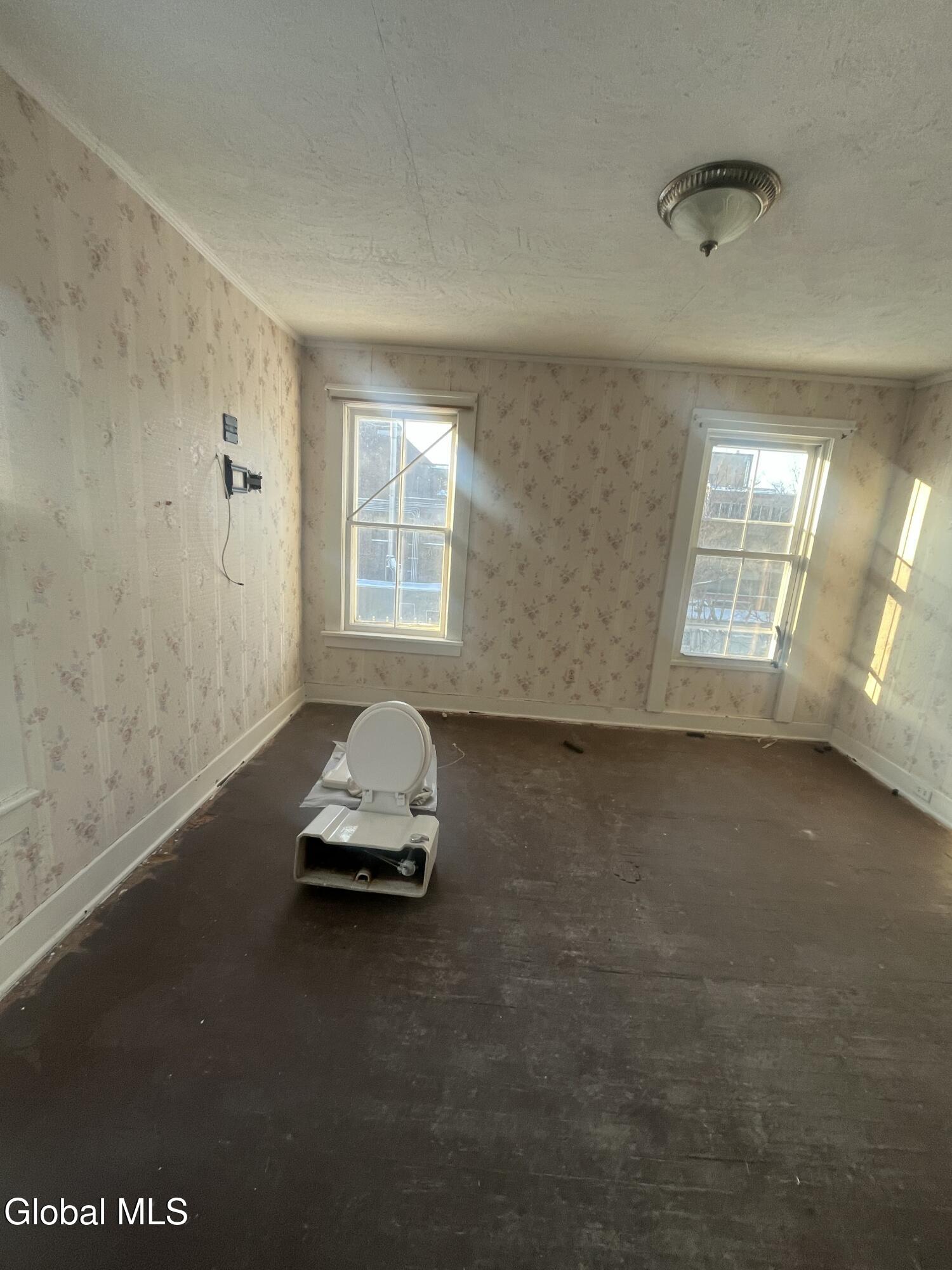 133 Loomis Street Little Falls, NY 13365 - Photo 9 of 22 IMG_9515