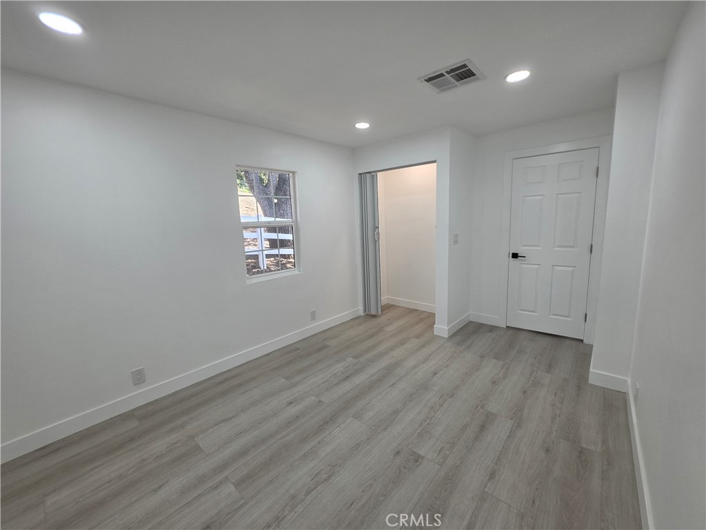 6130 Birch Street Simi Valley, CA 93063 - Photo 25 of 39