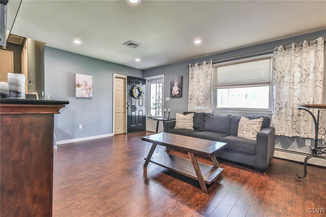 2873 Ivanhoe Road Bethlehem, PA 18017 - Photo 9 of 44 Gallery Image 9