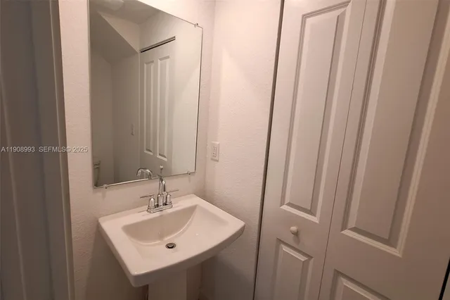 $3,400 | 1363 Northwest 208th Street, Miami Gardens, FL 33169