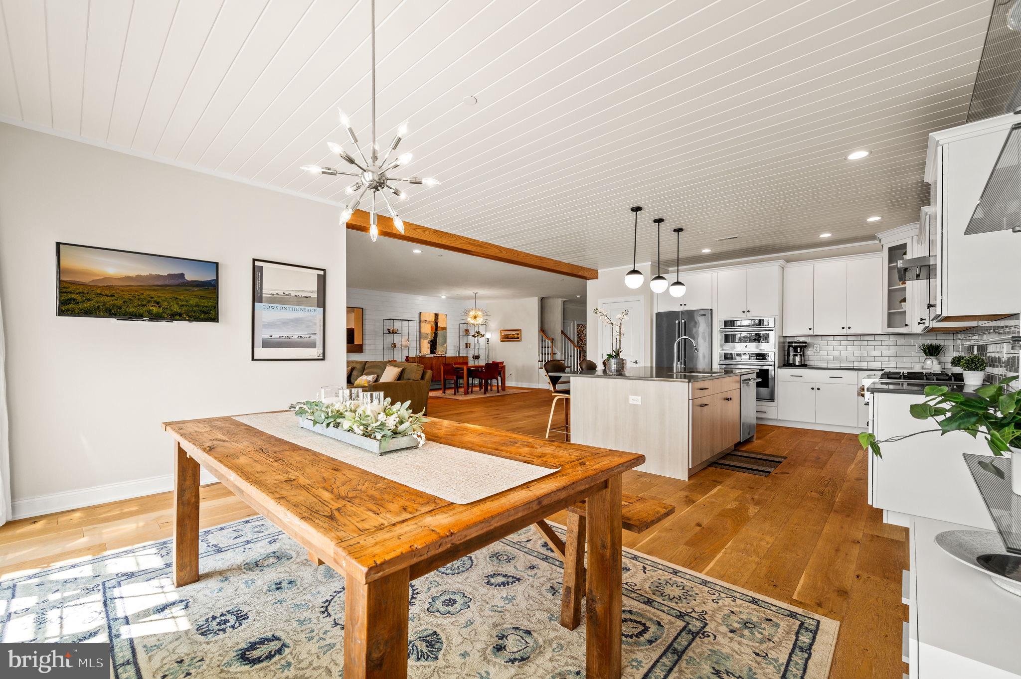 3845 Meadow View Farm Road Newtown Square, PA 19073 - Photo 17 of 66 Breakfast Area and Kitchen