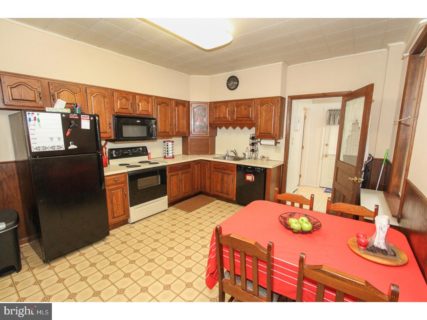 319 Spring Street Royersford, PA 19468 - Photo 6 of 25 Gallery Image 6