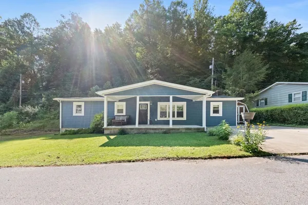 $189,900 | 99 Woodland Estates, Paintsville, KY 41240
