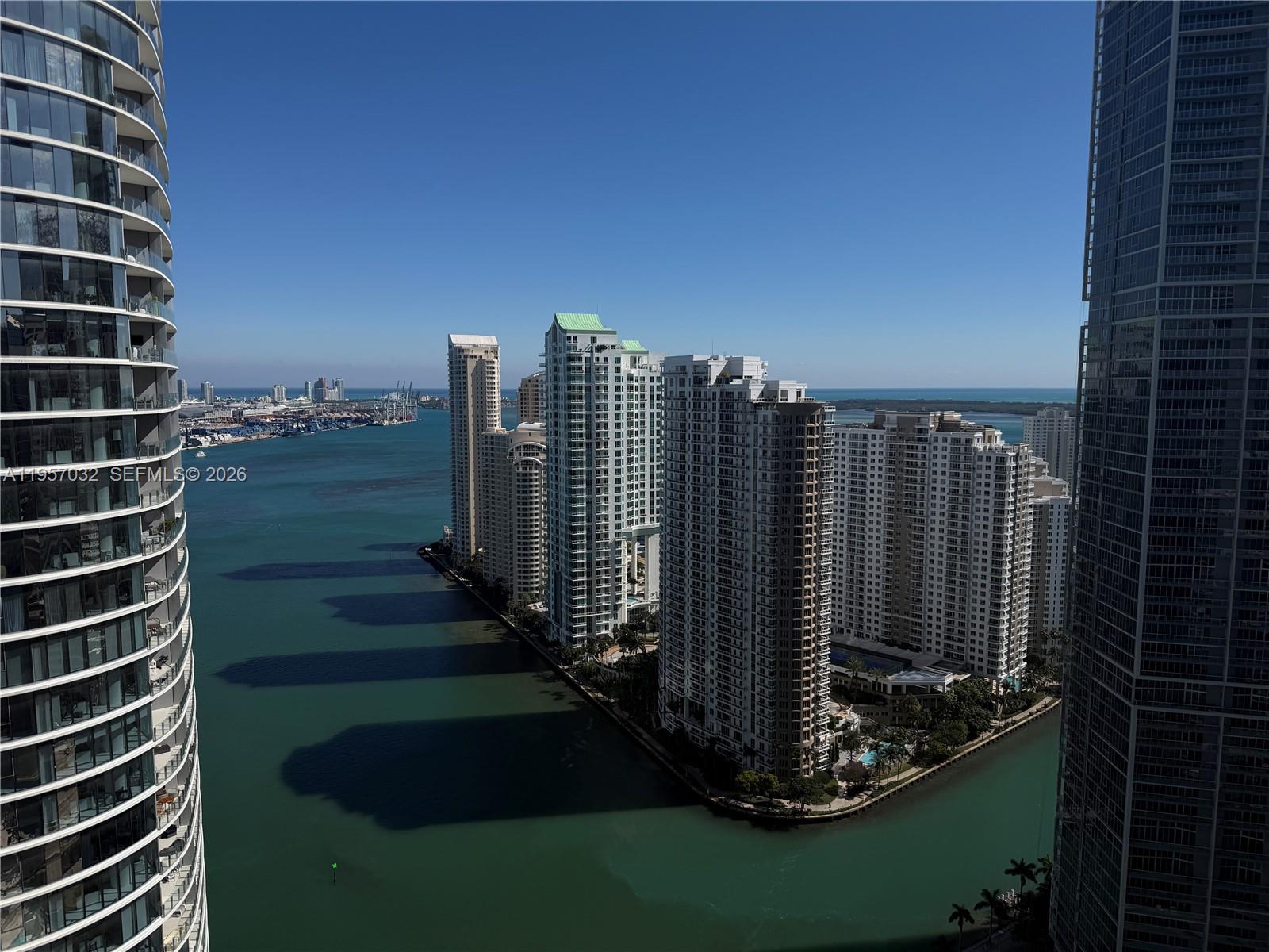 200 Biscayne Blvd Way, Unit 3907 Miami, FL 33131 - Photo 9 of 20 a view of a city from a terrace