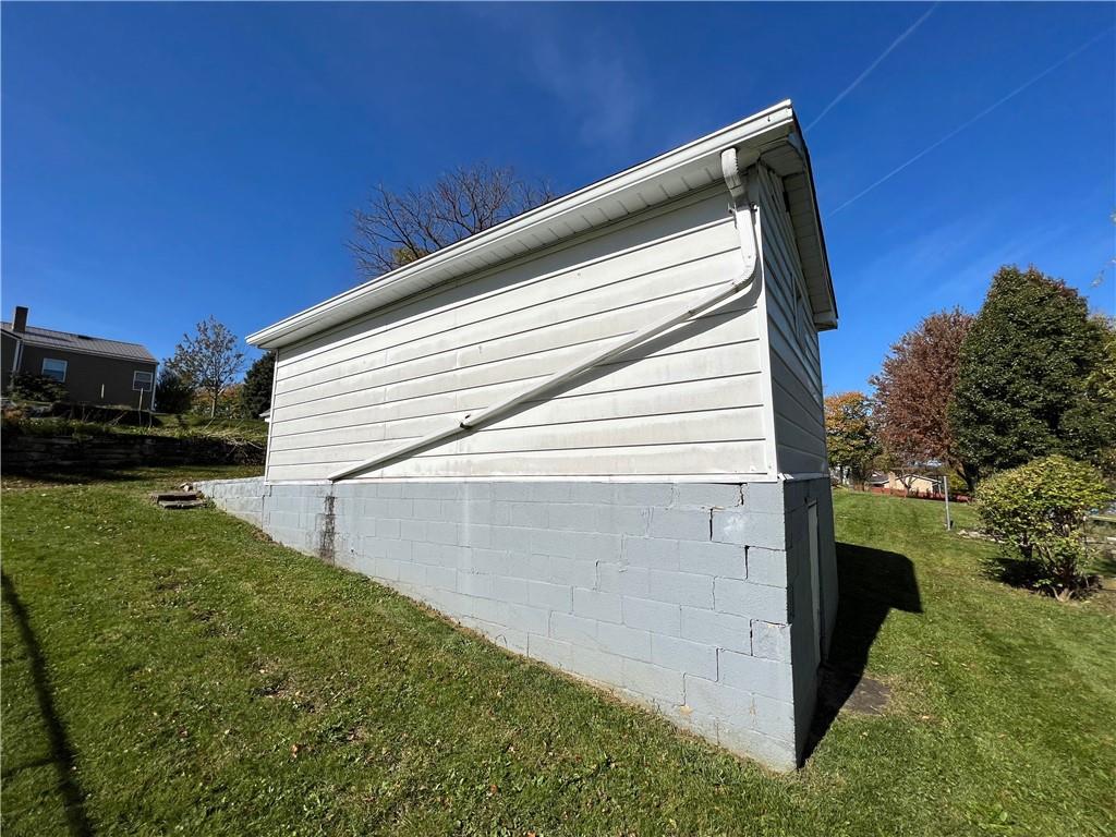 1527 Rostraver Street Monessen, PA 15062 - Photo 5 of 11 Gallery Image 5