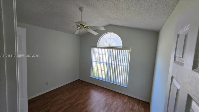 $2,500 | 180 Laurel Ridge Pass, Davenport, FL 33897