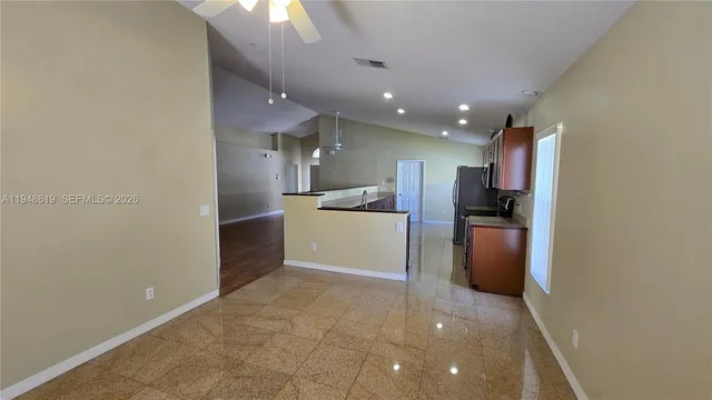 $2,500 | 180 Laurel Ridge Pass, Davenport, FL 33897