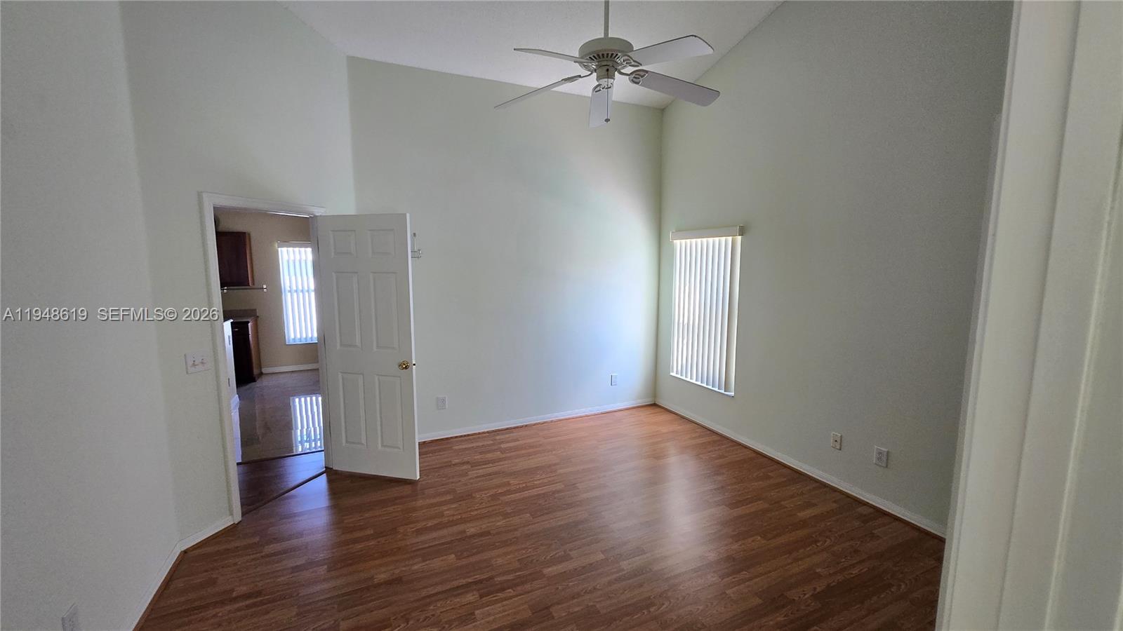 180 Laurel Ridge Pass Davenport, FL 33897 - Photo 4 of 20