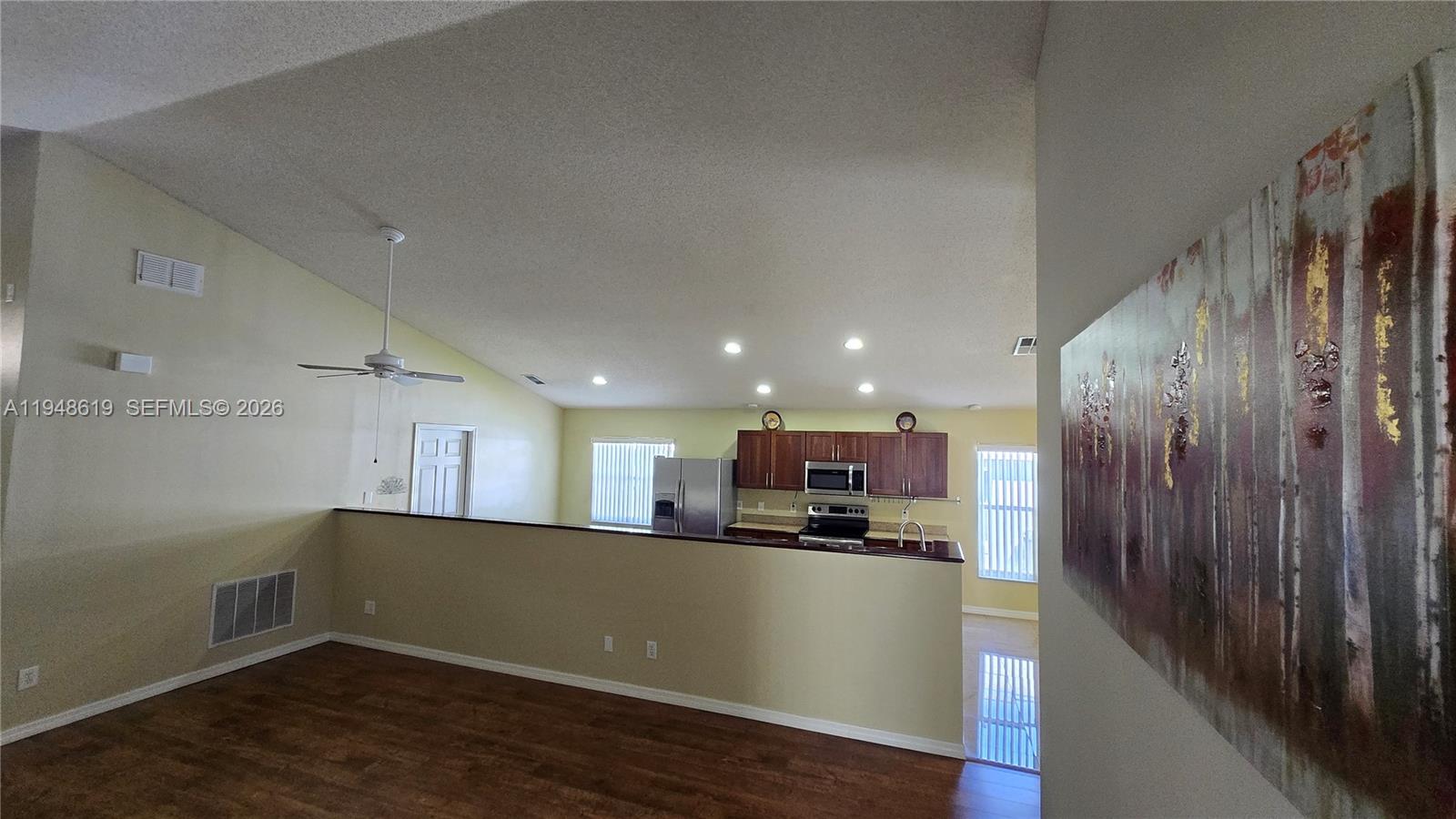 180 Laurel Ridge Pass Davenport, FL 33897 - Photo 9 of 20