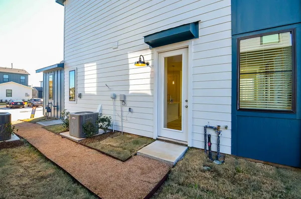 a house view with a outdoor space