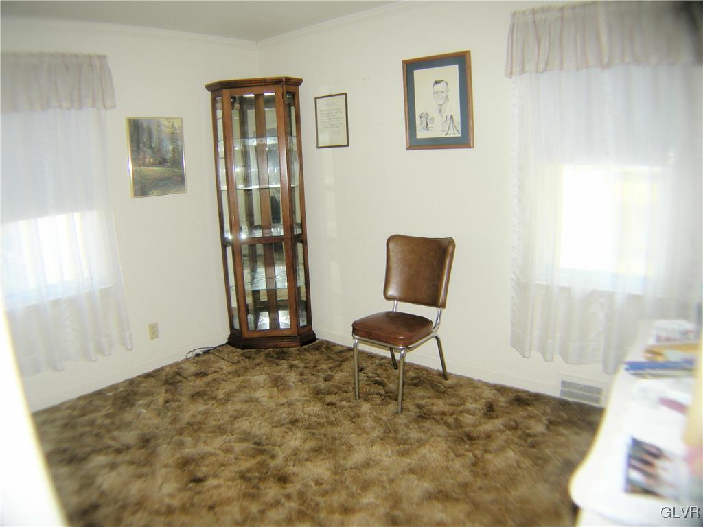526 Willow Road Hellertown, PA 18055 - Photo 12 of 21 Gallery Image 12