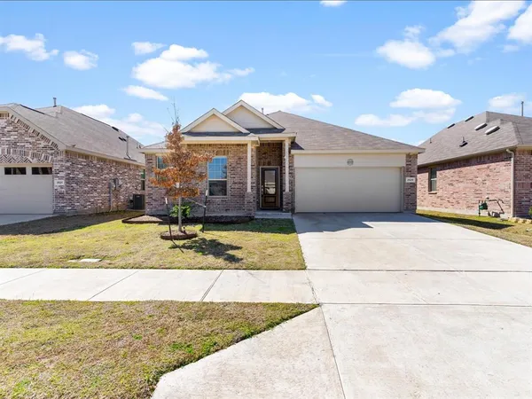 $2,500 | 2525 Starwater Drive, Fort Worth, TX 76179