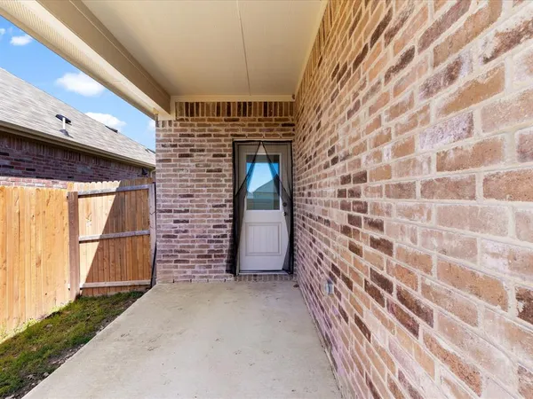 $2,500 | 2525 Starwater Drive, Fort Worth, TX 76179