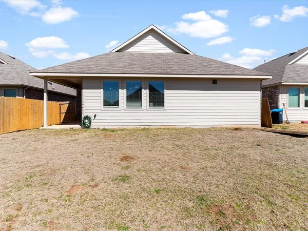 $2,500 | 2525 Starwater Drive, Fort Worth, TX 76179