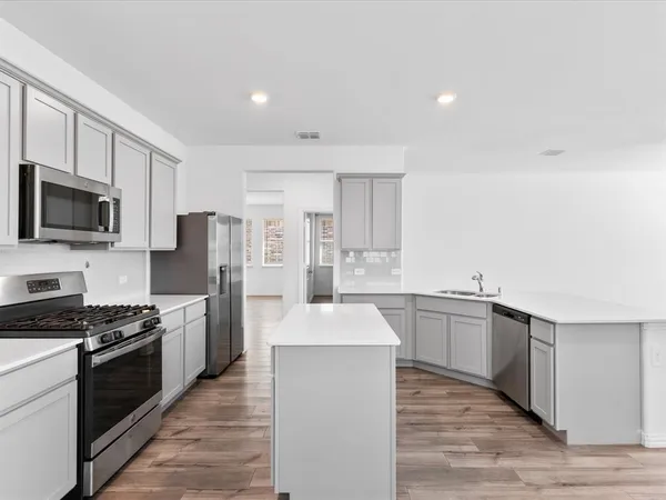 $2,500 | 2525 Starwater Drive, Fort Worth, TX 76179