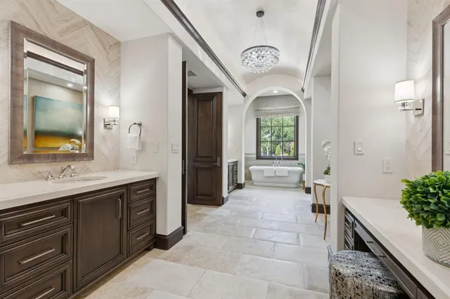 $8,499,000 | 690 South Peytonville Avenue, Southlake, TX 76092