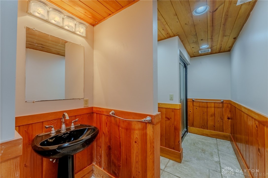 4284 Deweese Road Troy, OH 45373 - Photo 61 of 99