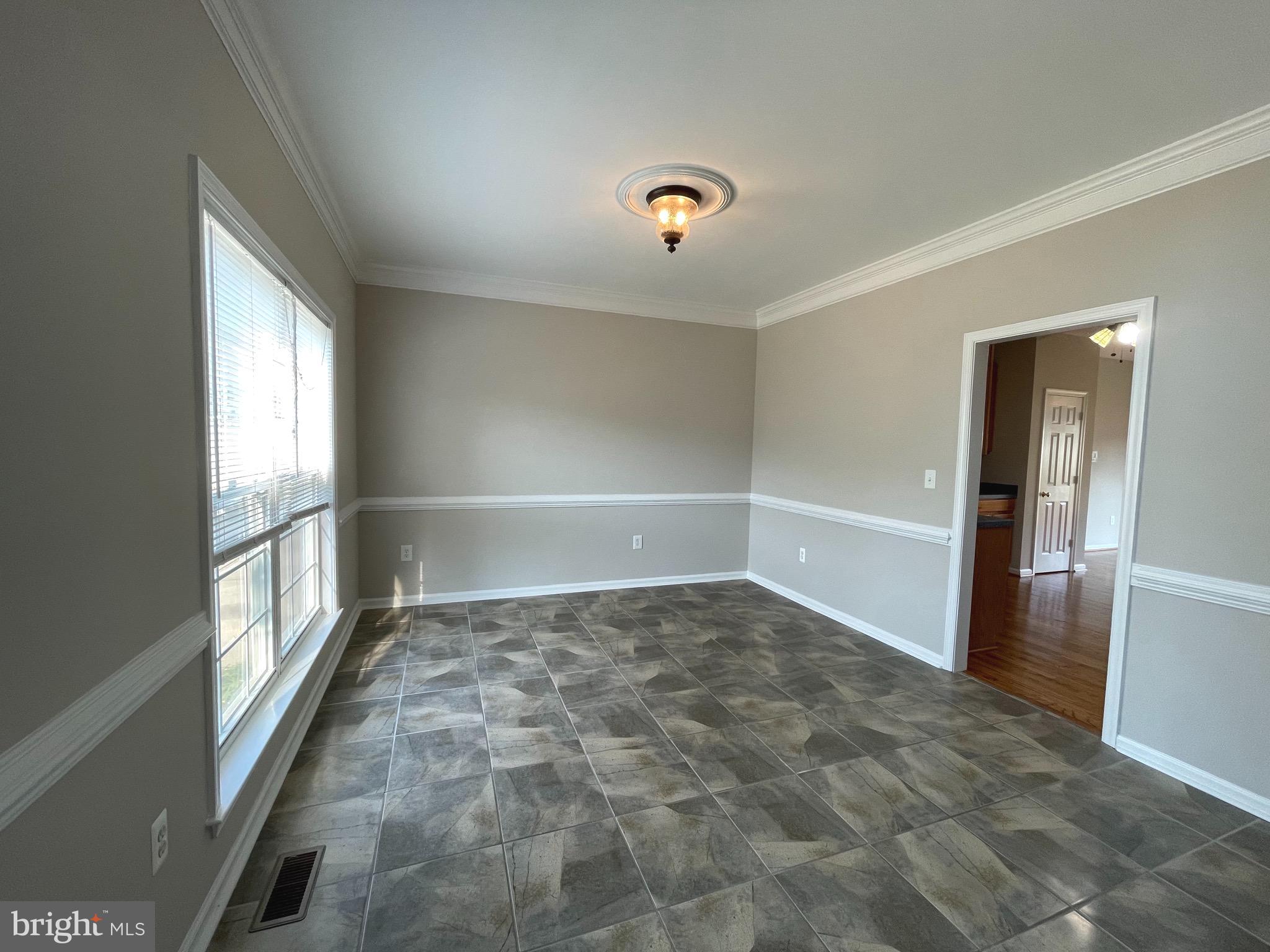 35 Tavern Road Stafford, VA 22554 - Photo 2 of 23