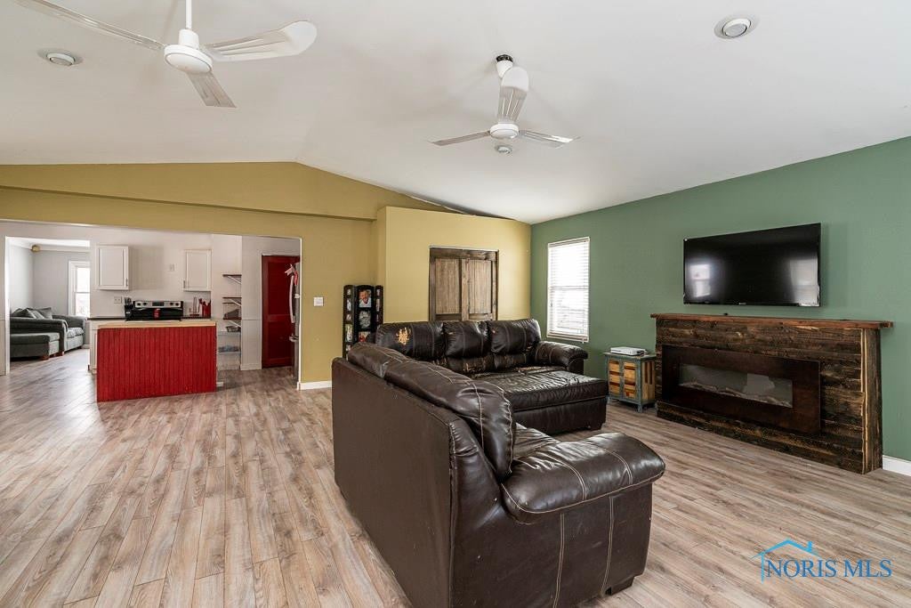 859 Schmidlin Road Oregon, OH 43616 - Photo 14 of 28 Gallery Image 14